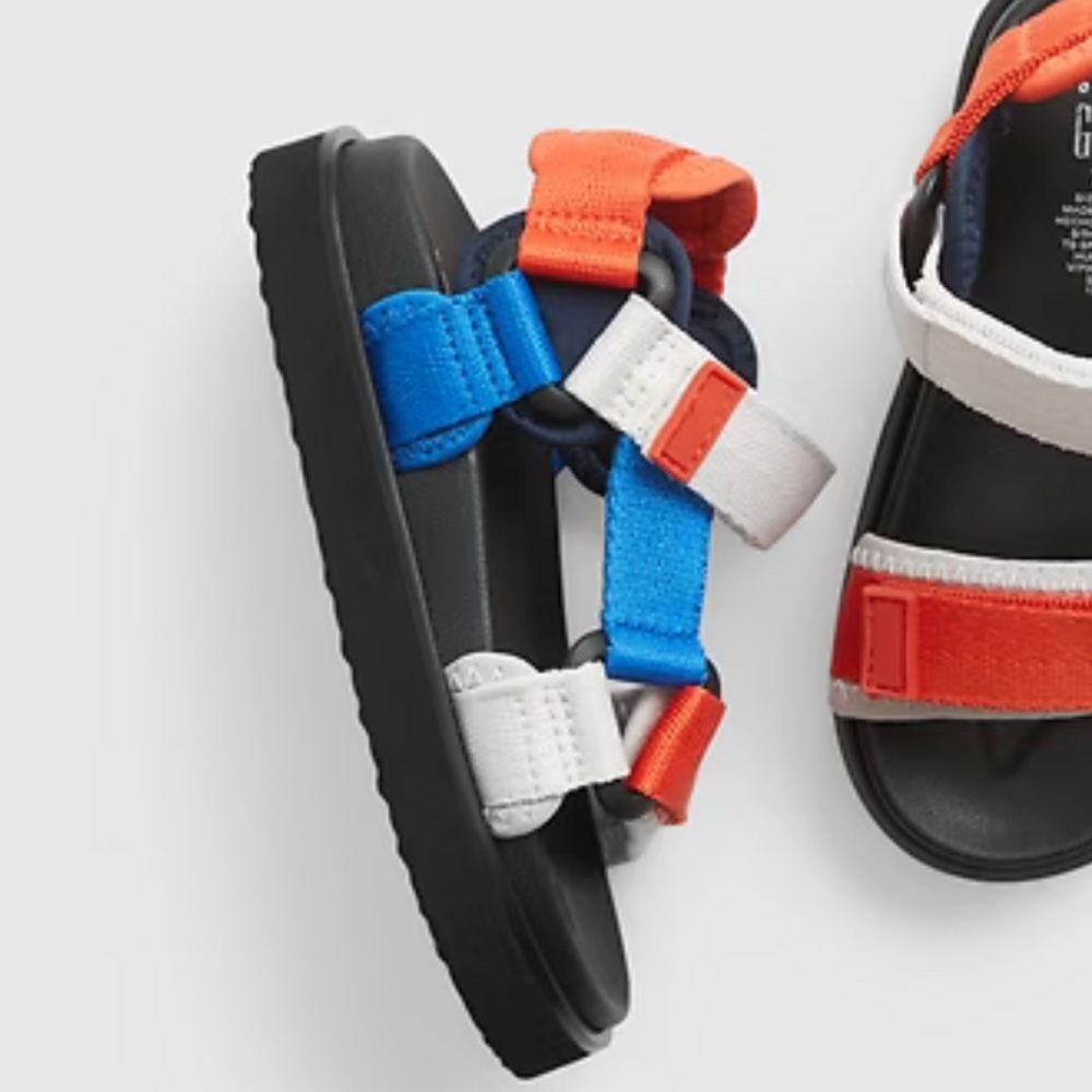 GAP Red and Blue Toddler Kids Sporty Sandals with Velcro Straps